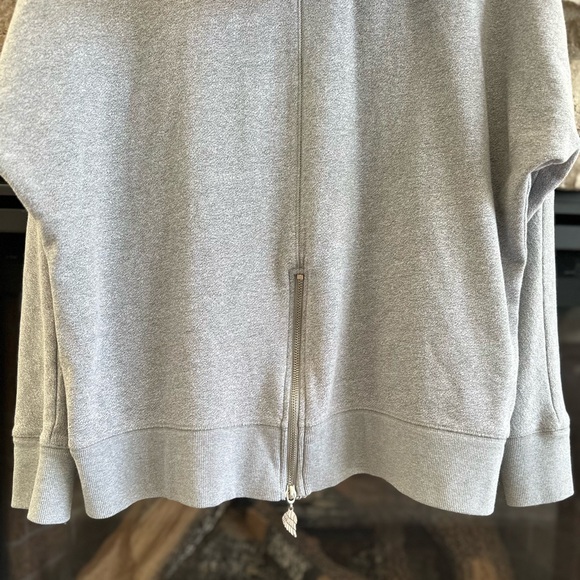 Victoria Secret SUPERMODEL ESSENTIALS ZIP UP HOODIE JACKET GRAY MEDIUM 🪽🪽 - Picture 8 of 13